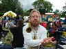 [Jochen, juggling]